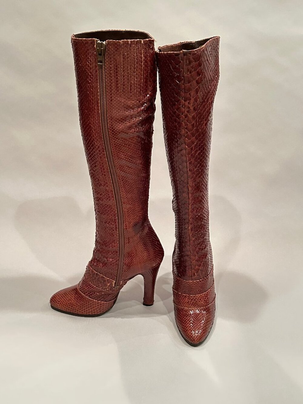 Vintage snakeskin knee high boots size 6 made in Spain